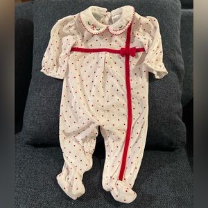 COPY - Baby Girl Wrapped Like A Present Onesie 6-9 months NEW